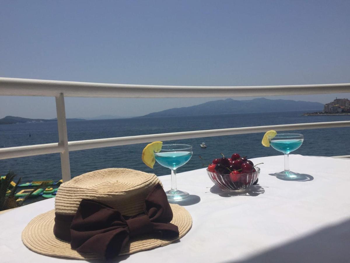 Caramel Sun Apartment Sarandë Buitenkant foto
