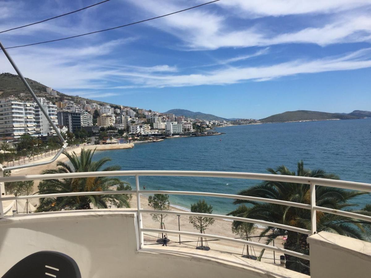 Caramel Sun Apartment Sarandë Buitenkant foto