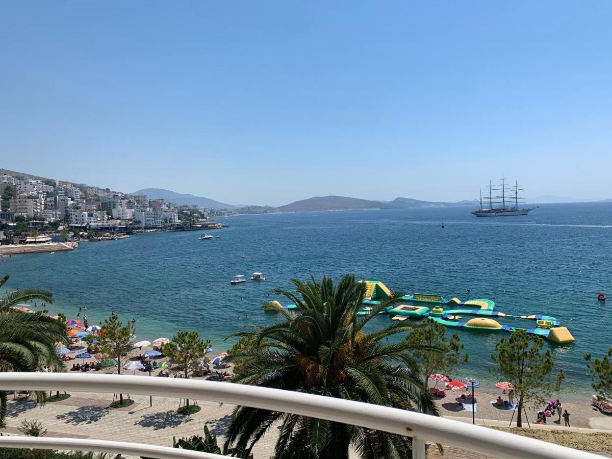 Caramel Sun Apartment Sarandë Buitenkant foto