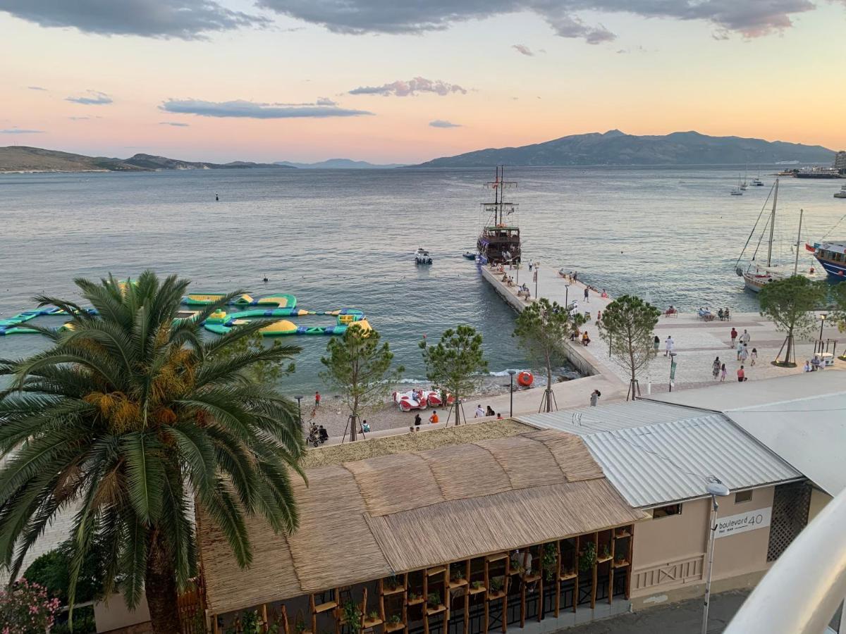 Caramel Sun Apartment Sarandë Buitenkant foto
