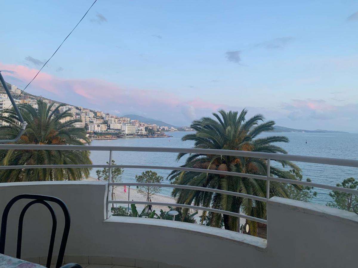 Caramel Sun Apartment Sarandë Buitenkant foto