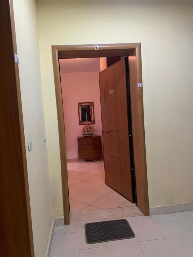 Caramel Sun Apartment Sarandë Buitenkant foto